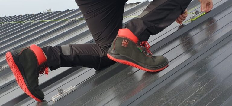 Best Shoes For Walking On Metal Roofs